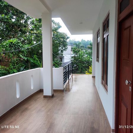 Villa Tanzanite Hikkaduwa Bagian luar foto