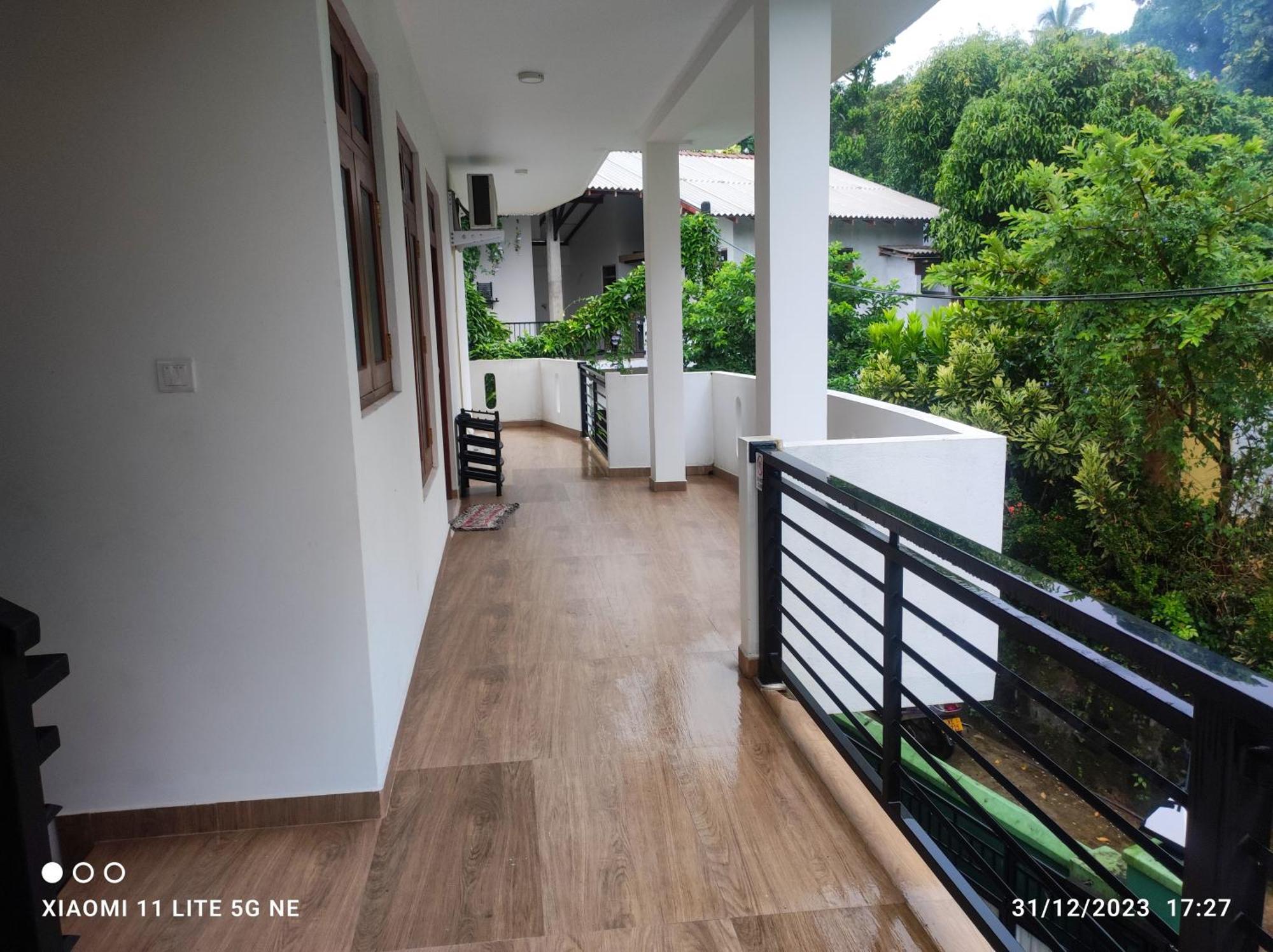 Villa Tanzanite Hikkaduwa Bagian luar foto