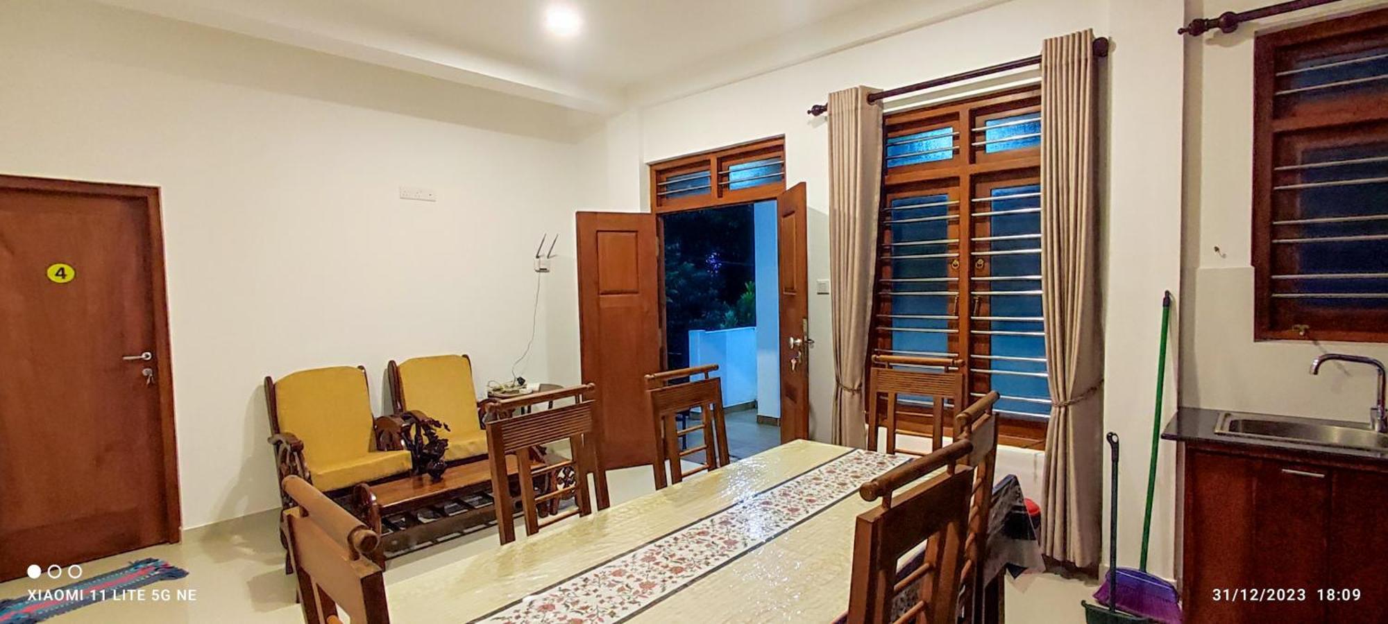 Villa Tanzanite Hikkaduwa Bagian luar foto