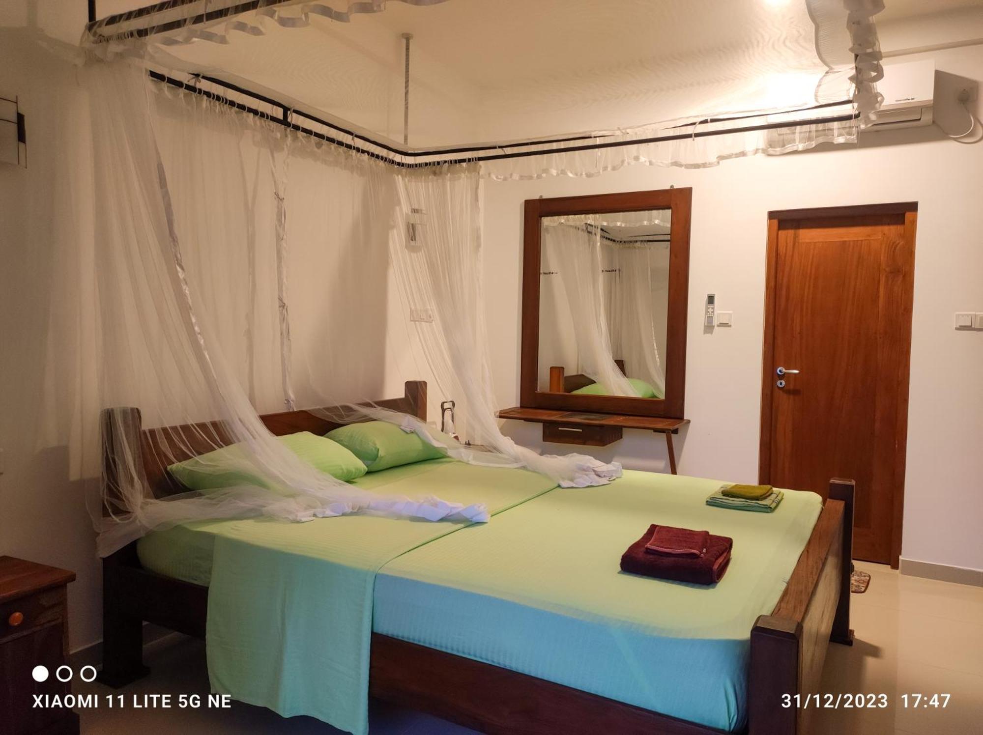 Villa Tanzanite Hikkaduwa Bagian luar foto