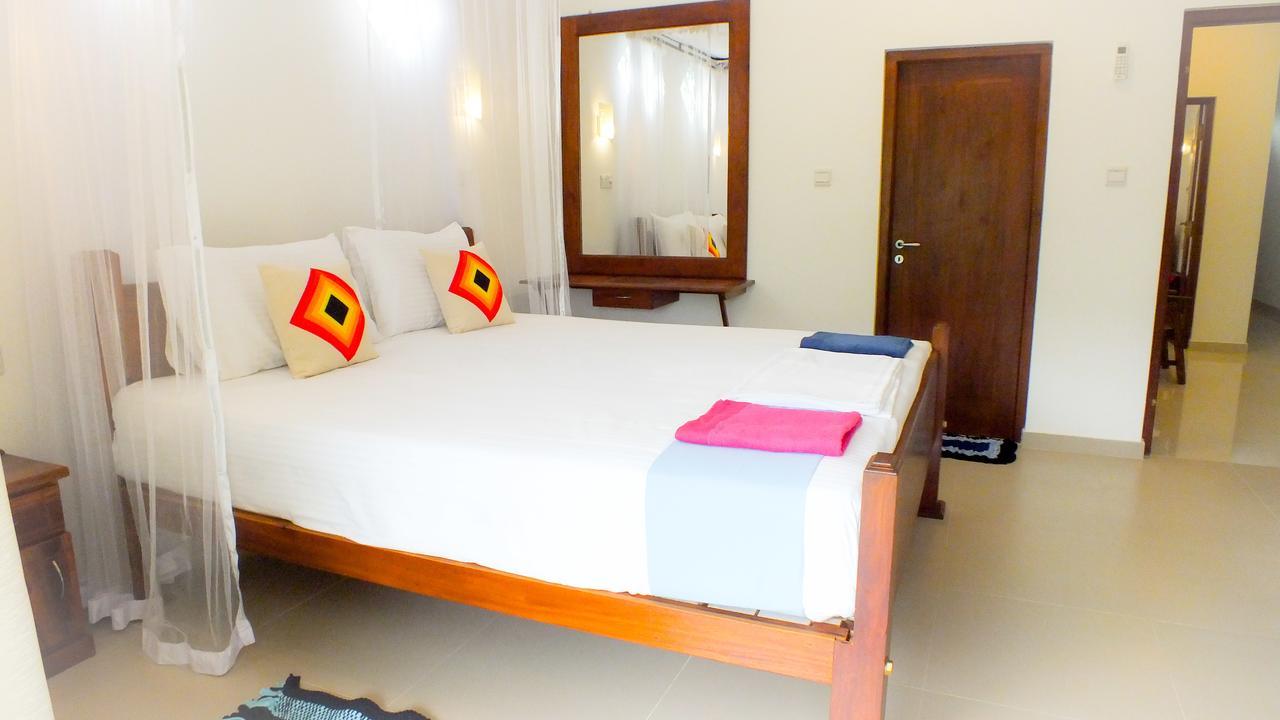 Villa Tanzanite Hikkaduwa Bagian luar foto