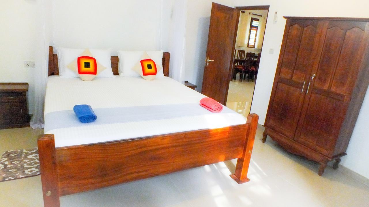 Villa Tanzanite Hikkaduwa Bagian luar foto